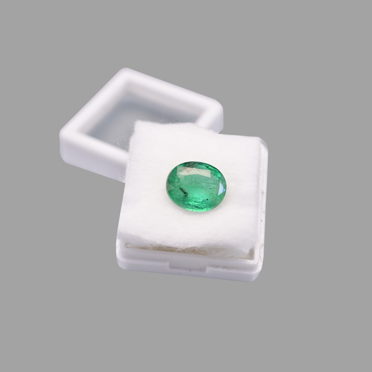 rg-em-657-6 4.94 Carats Emerald ( 5.49 Ratti Panna ) - Image 6