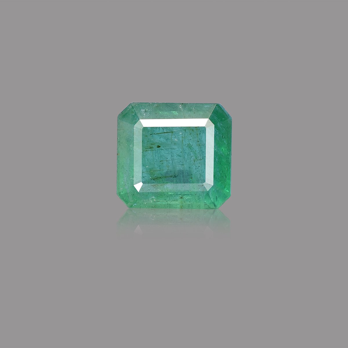 rg-em-669-1 5.98 Carats Emerald ( 6.57 Ratti Panna ) - Image 1