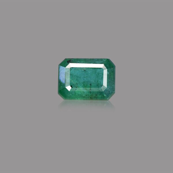 4.88 Carats Emerald ( 5.36 Ratti Panna )