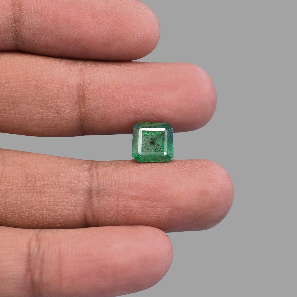 rg-em-683-5 4.66 Carats Emerald ( 5.12 Ratti Panna ) - Image 5