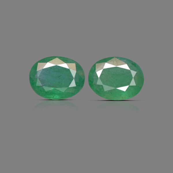 7.85 Carats Matching Emerald Pair ( 8.72 Ratti )