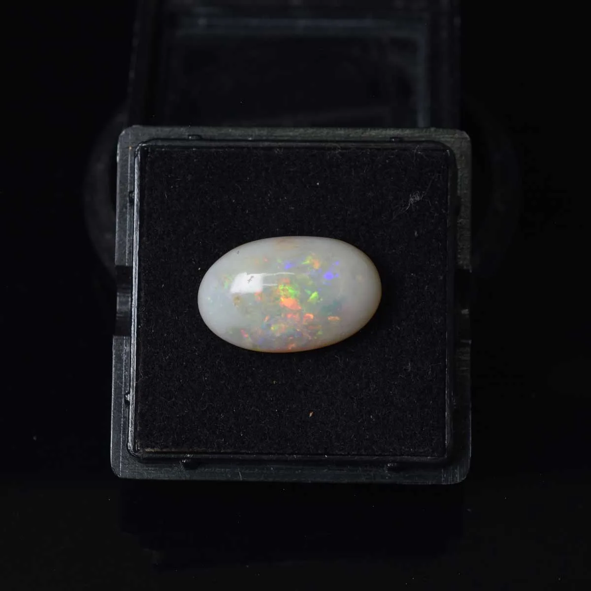 10.02 Carats Opal ( 11.13 Ratti Dudhiya Patthar ) 5
