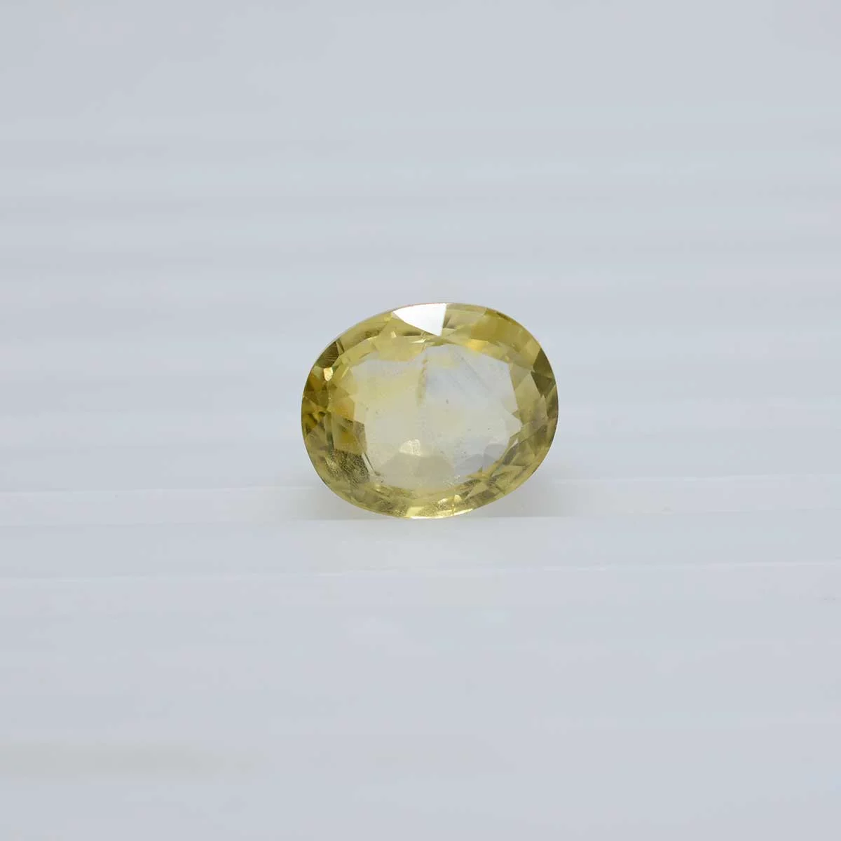4.64 Carats Yellow Sapphire ( 5.15 Ratti Pukhraj ) 1