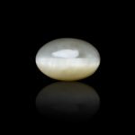 5.06 Carats Quartz Cats Eye ( 5.62 Ratti Lehsunia )