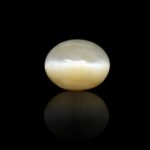8.4 Carats Quartz Cats Eye ( 9.33 Ratti Lehsunia )