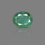 7.33 carats Emerald ( 8.05 ratti Panna )