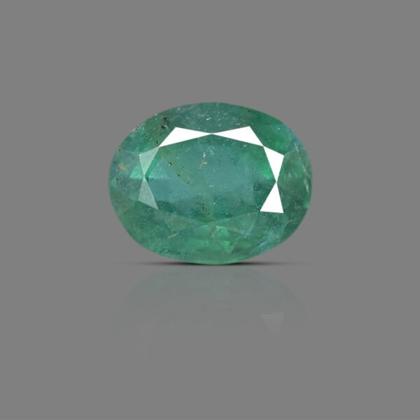 3.89 carats Emerald ( 4.27 ratti Panna )