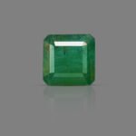 7.43 carats Emerald ( 8.26 ratti Panna )