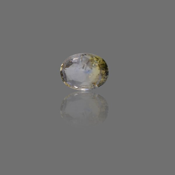 3.92 carats Bi-color Sapphire ( 4.36 ratti Pitambari Neelam )
