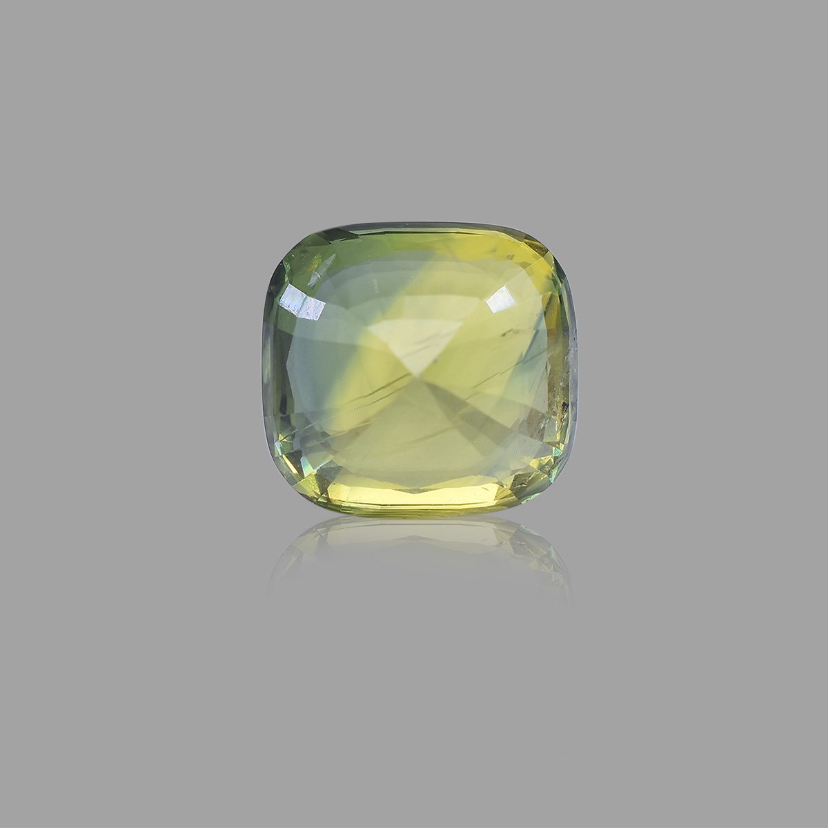 rgw-pita-563-2 6.53 carats Bi-color Sapphire ( 7.26 ratti Pitambari Neelam ) - Image 2