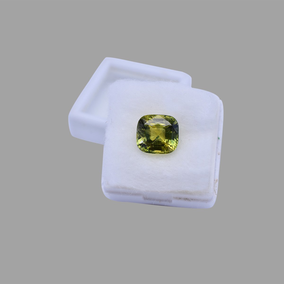 rgw-pita-563-6 6.53 carats Bi-color Sapphire ( 7.26 ratti Pitambari Neelam ) - Image 6
