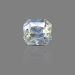 6.89 carats Bi-color Sapphire ( 7.66 ratti Pitambari Neelam )