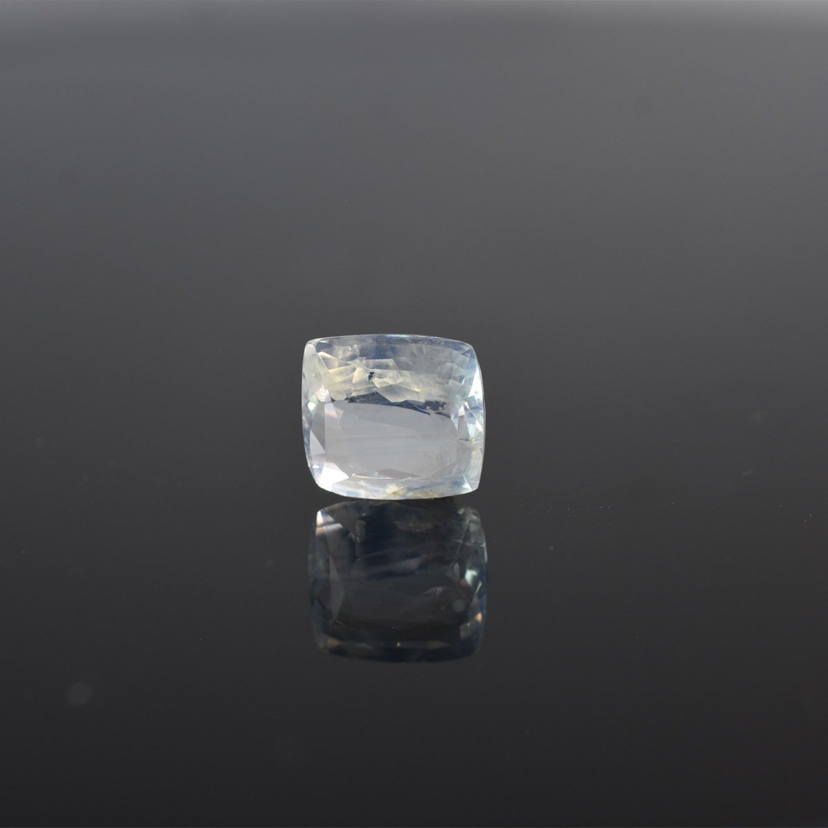 rgw-puk-156-1 5.34 carats Yellow Sapphire ( 5.93 ratti Pukhraj ) - Image 1