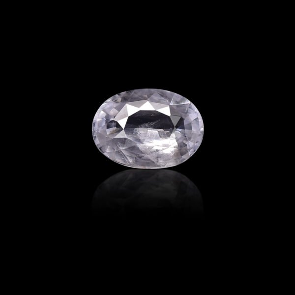 5.03 carats White Sapphire ( 5.59 ratti Safed Pukhraj )