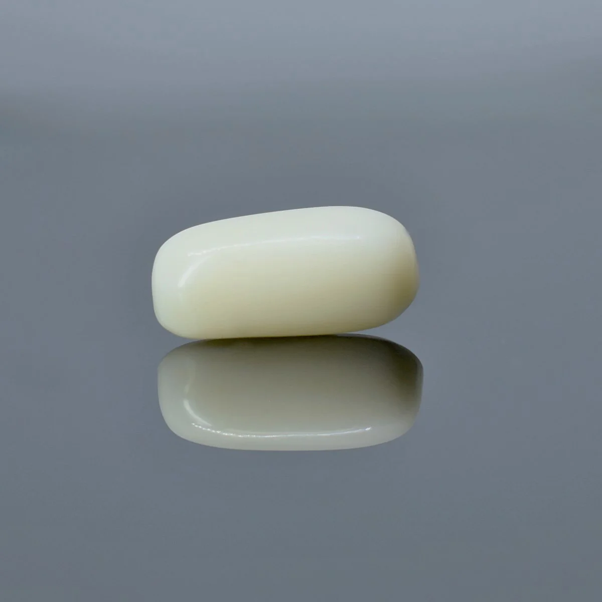 whitecoral-moonga-D0821-rg-wc-italy-11-1 5.4 Carats White Coral ( 6 Ratti Safed Moonga ) - Image 1
