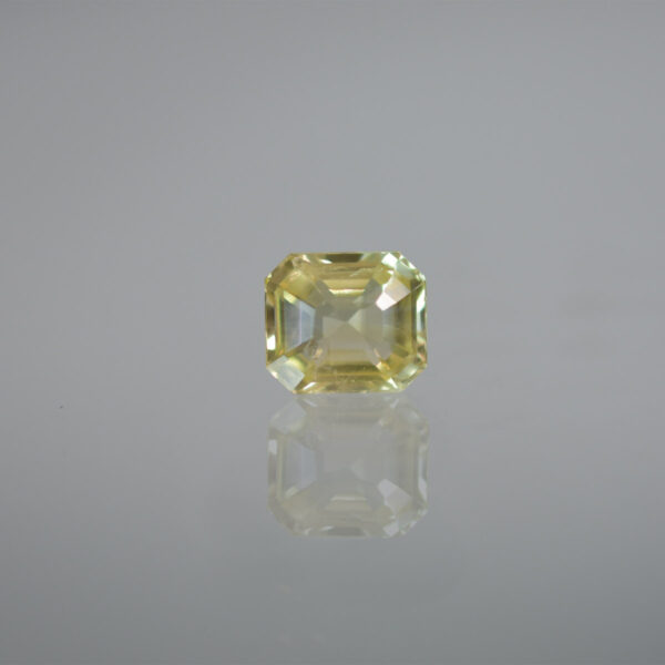 6.3 Carats Yellow Sapphire ( 7 Ratti Pukhraj )